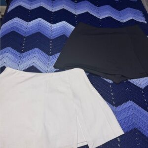 Set of 2 GOBLES Women’s Black and White Dressy Casual Skort Duo Sz L